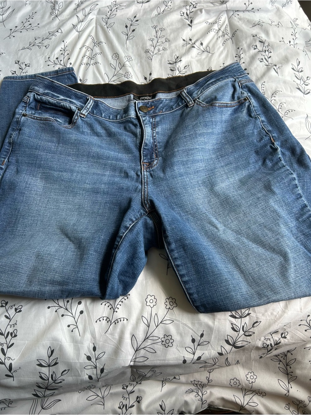 Venezia Blue Denim Jeans with Brown Topstitching - Picture 2 of 5